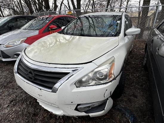 2013 Nissan Altima Tow# 12375
