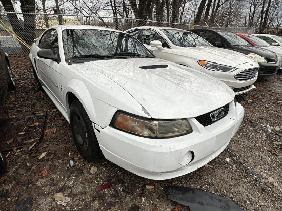 2001 Ford Mustang Tow# 12413