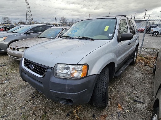 2003 Ford Escape Tow# 12093