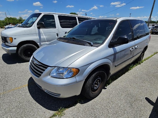 2006 CHRYSLER TOWN & COUNTRY  Unit# 3451
