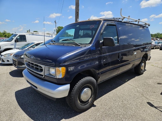 2001 FORD E350 7.3 Diesel Unit# 2933