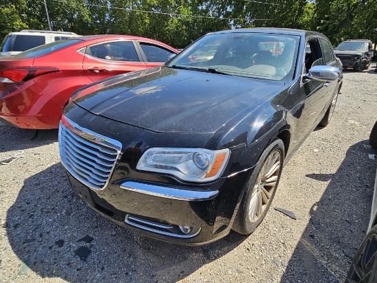 2011 Chrysler 300 Tow# 14636