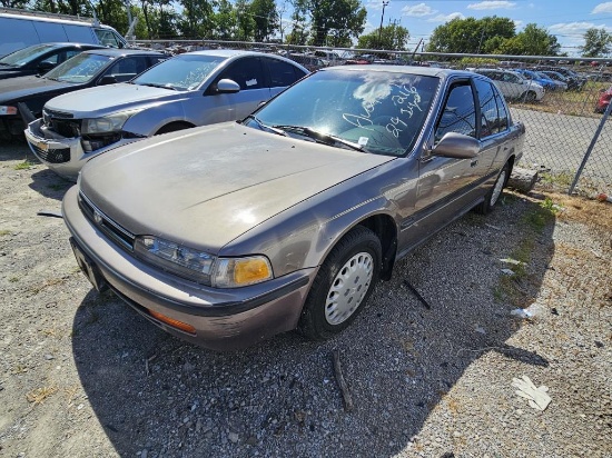 1992 Honda Accord Tow# 15980