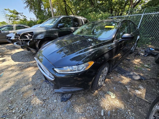 2014 Ford Fusion Tow# 15739