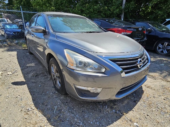 2015 Nissan Altima Tow# 15663
