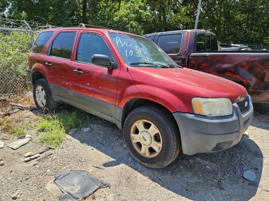 2003 Ford Escape Tow# 15705