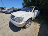 2000 Lexus RX 300 Tow# 15787