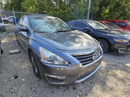2015 Nissan Altima Tow# 15663