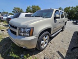 2012 Chevrolet Suburban Tow# 16548