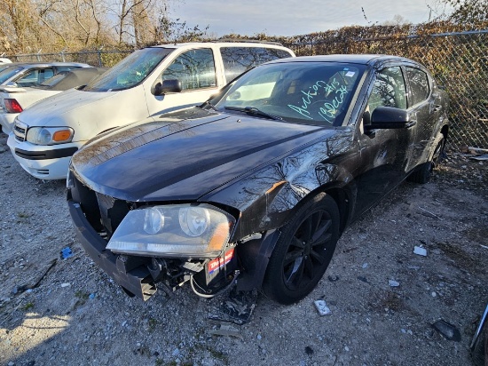 2013 Dodge Avenger Tow# 18490