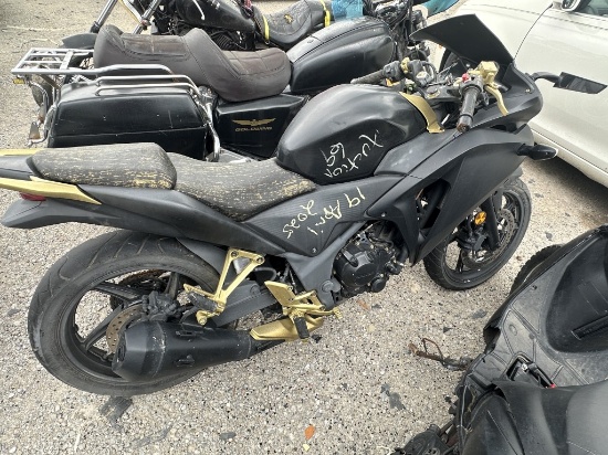 2012 Honda CBR250 Tow# 20500