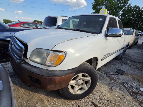 2000 TOYOTA TUNDRA Tow# 8956703