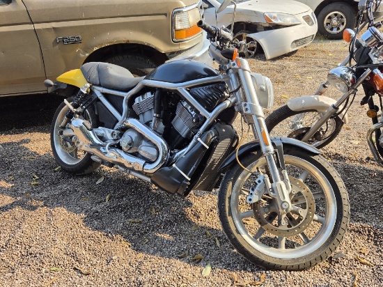 2006 HARLEY-DAVIDSON STREET ROD Tow# 9447421