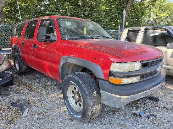 2001 CHEVROLET SUBURBAN Tow# 9481432