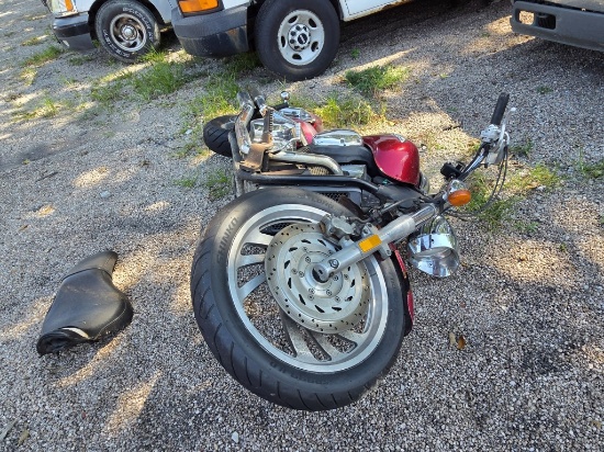 2004 HONDA VTX1300 MOTORCYCLE Tow# 9476926