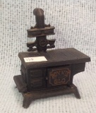 Miniature Bonnie Globe Cookstove , cast iron  5 tall