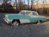 1952 Clipper Packard 4 door , body and interior in very good condition - needs works to run