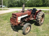 IH 424 Gas Tractor