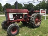 International Harvester 1466 W/ Duals