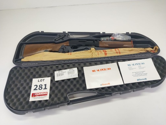 Benelli M1 Super 90 12GA