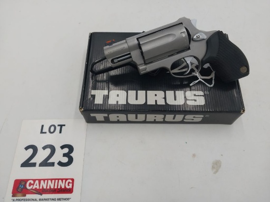 Taures Public Defender Judge 410/45