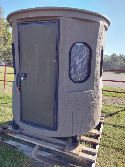 Stump Blind 6X6 W/  Bracket
