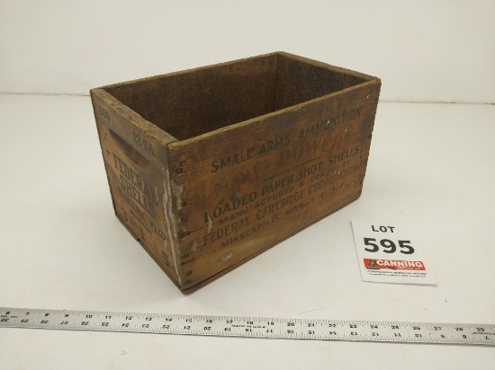 Vintage wooden Federal 12 ga shotgun shell box
