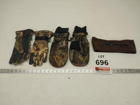 2 pair of camo hunting gloves and face mask