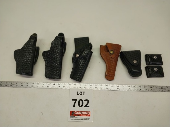 Leather pistol holsters, mag holsters(7)