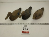 3 vintgae Hudson Vac-sta duck decoys