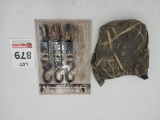 3 Camo ratchet straps and camo pouch