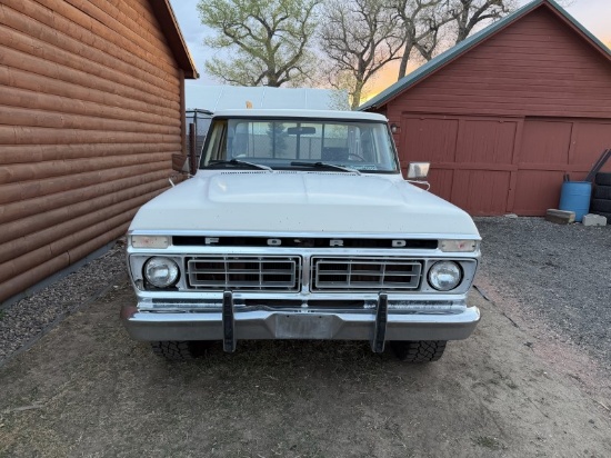 1976 Ford F-150  (F-130)