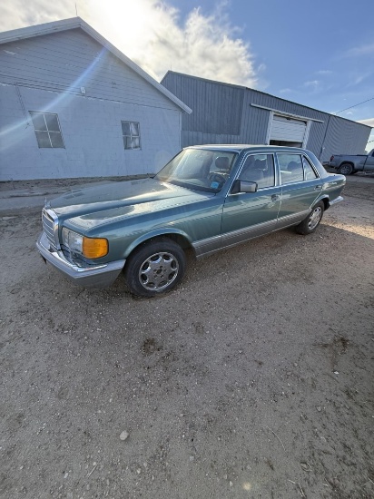 1986 Mercedes-Benz 420 SEL