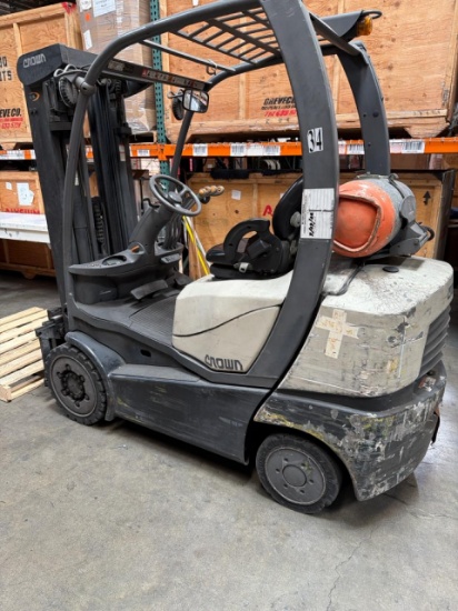 Crown LPG Side Shifter Fork Lift Truck