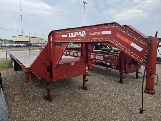 2012 Lamar 26' Flatbed Trailer