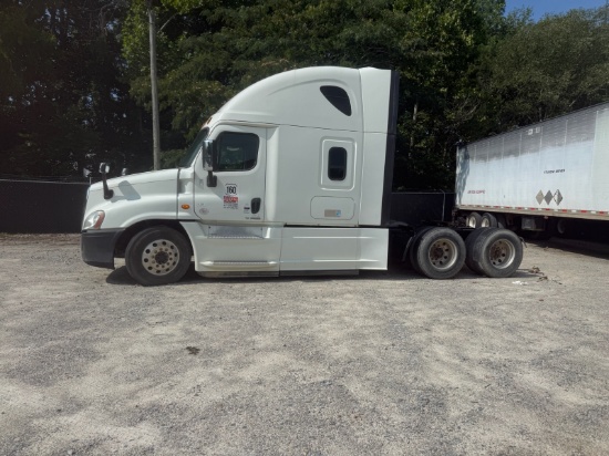 2016 Freightliner Tractor