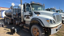 2015 International 7600 T/A Chemical Treater Truck