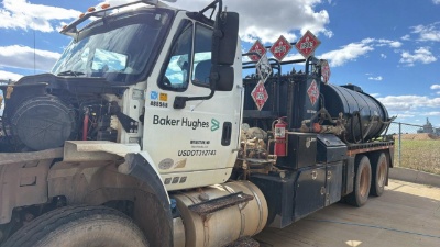 2015 International 7600 T/A Chemical Treater Truck