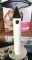 KITCHEN LOT - VACUVIN PINEAPPLE CORER & MORE