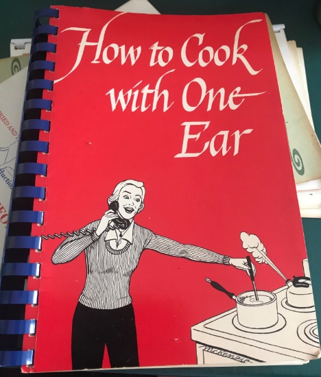 LOT OF VINTAGE COOKBOOKS