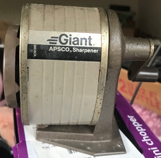 GIANT APSCO PENCIL SHARPENER