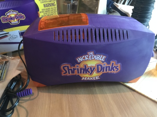 THE INCREDIBLE SHRINKY DINKS MAKER