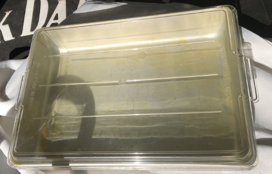 VINTAGE ALUMINUM CAKE PAN WITH LID