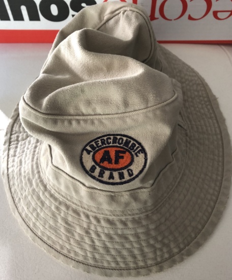 ABERCROMBIE & FITCH HAT