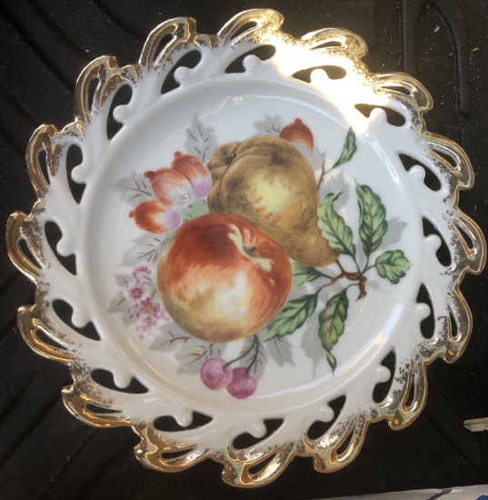 VINTAGE GOLD TRIMMED PEACH & PEAR DECORATIVE PLATE