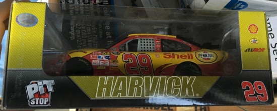 NASCAR PIT STOP 1:24 SCALE KEVIN HARVICK #29 STOCK CAR