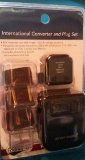 AMERICAN TOURISTER INTERNATIONAL CONVERTER AND PLUG SET