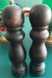 VINTAGE SALT & PEPPER SHAKERS