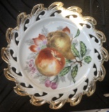 VINTAGE GOLD TRIMMED PEACH & PEAR DECORATIVE PLATE