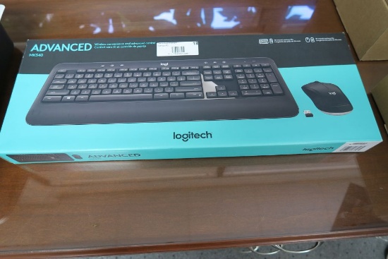 Logitech MK540 Wireless Keyboard/Mouse